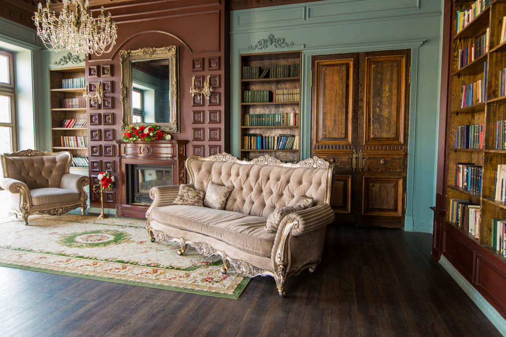 Victorian Design Into Your Living Room